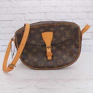 Louis Vuitton Jeune Fille MM Crossbody Purse Messenger Monogram Leather A5016